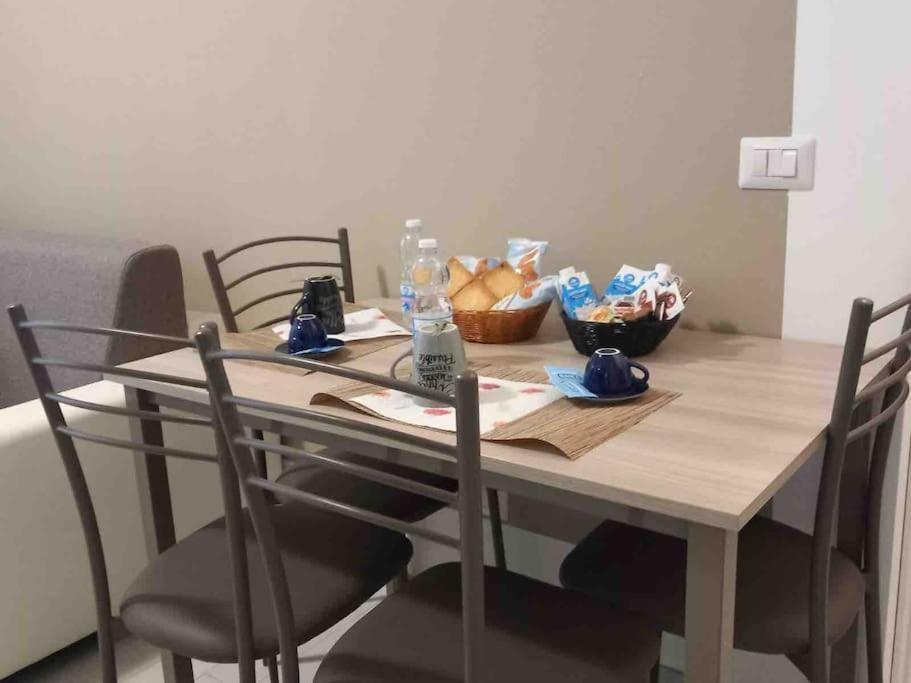 Apartament La Casa Di Marta Corsico Zewnętrze zdjęcie